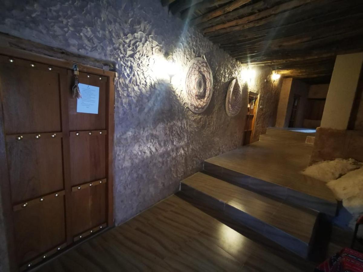Old House 3*